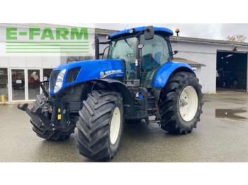 Trator NEW HOLLAND T7.220