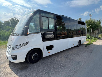 Micro-ônibus IVECO Daily 70c18