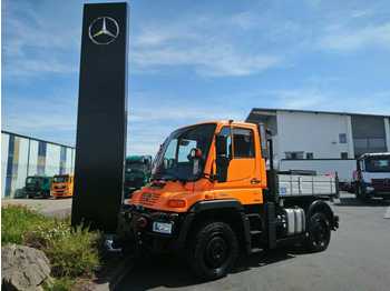 Mercedes-Benz UNIMOG U300 4x4  - Camião de caixa aberta/ Plataforma