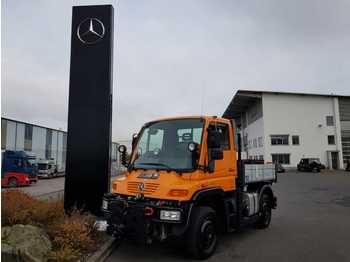 Mercedes-Benz UNIMOG U300 4x4 Hydraulik Standheizung Klima  - Camião de caixa aberta/ Plataforma