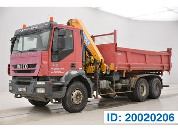 Caminhão basculante Iveco Trakker 410 - 6x4