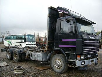 Scania 143 H, 6x4 - Caminhão chassi