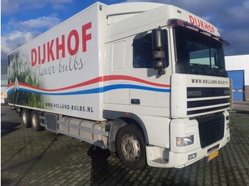 Caminhão furgão DAF 95 XF 430 SC 6X2 Euro 2