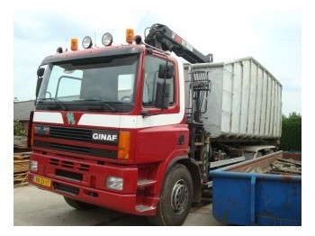 DAF GINAF M 3233 S   6X4 +  KRAAN - Caminhão transportador de contêineres/ Caixa móvel