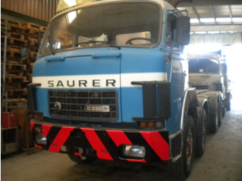 SAURER BERNA D4 KT-B - Caminhão transportador de contêineres/ Caixa móvel