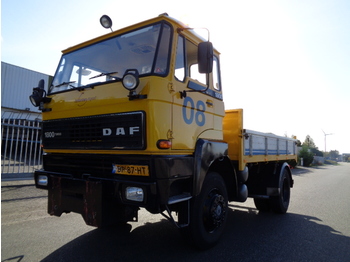 Camião de caixa aberta/ Plataforma DAF FAV 1800 DT 320 4X4: foto 1