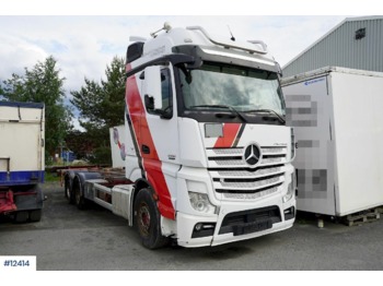 Caminhão transportador de contêineres/ Caixa móvel Mercedes Actros: foto 1