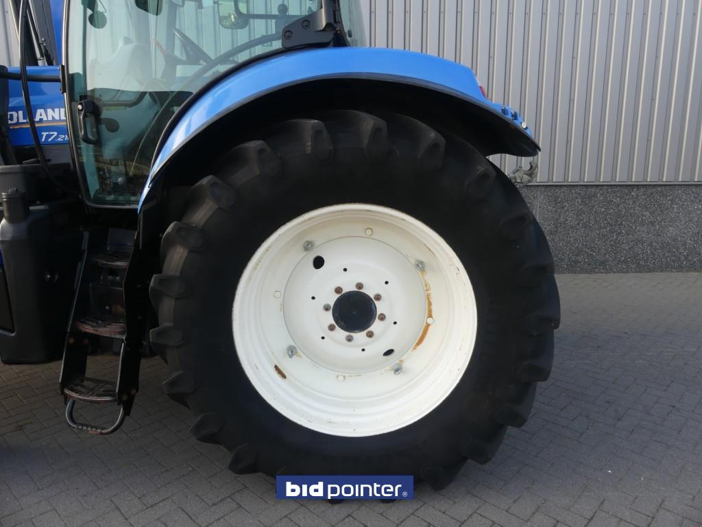 Trator New Holland T7.210 W/Loader: foto 18