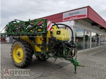 Pulverizador agricola John Deere 638