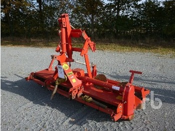 RAU RT300 - Máquina agrícola