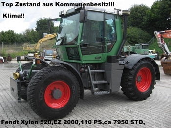 Utilaj agricol tractor Fendt Xylon 520  - Trator
