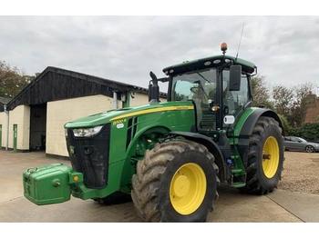 Trator agrícola John Deere 8320R