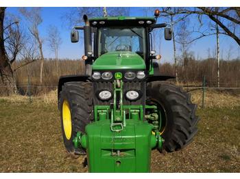 Trator agrícola John Deere 8345 R