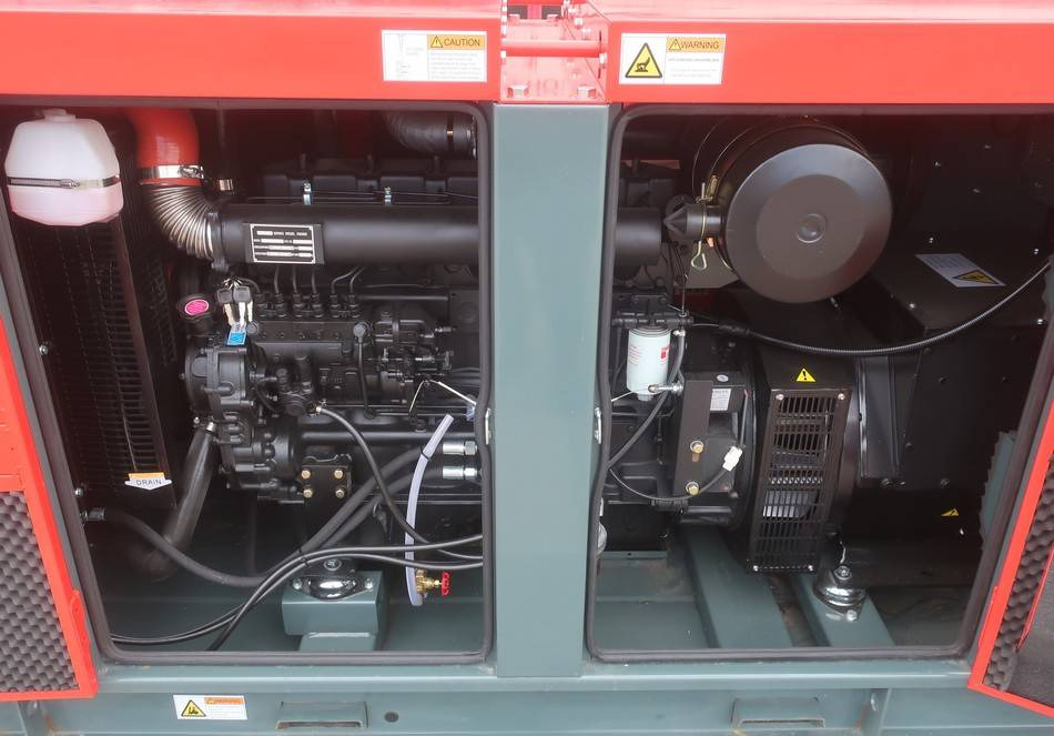 Gerador elétrico Bauer GFS-90KW ATS 112.5KVA Diesel Generator 400/230V: foto 8