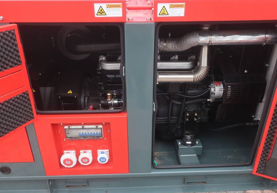 Gerador elétrico Bauer GFS-90KW ATS 112.5KVA Diesel Generator 400/230V: foto 9