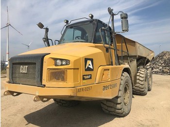 Caminhão articulado Caterpillar 730 C