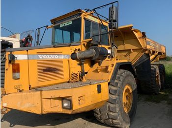 Caminhão articulado VOLVO A30C