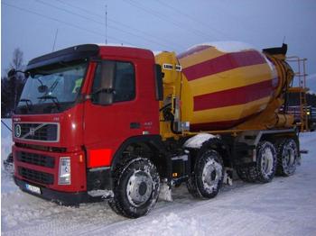 VOLVO FM440 - Caminhão betoneira