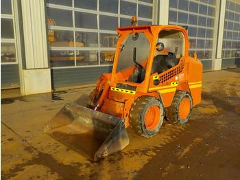 Mini carregadeira 2013 JCB 135