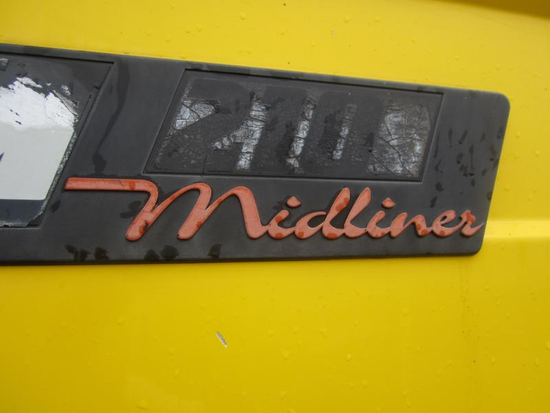 Caminhão com plataforma aérea Renault Midliner 210: foto 2