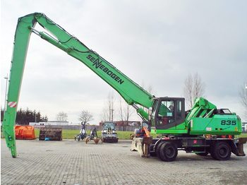 Sennebogen 835 - Máquina de construção