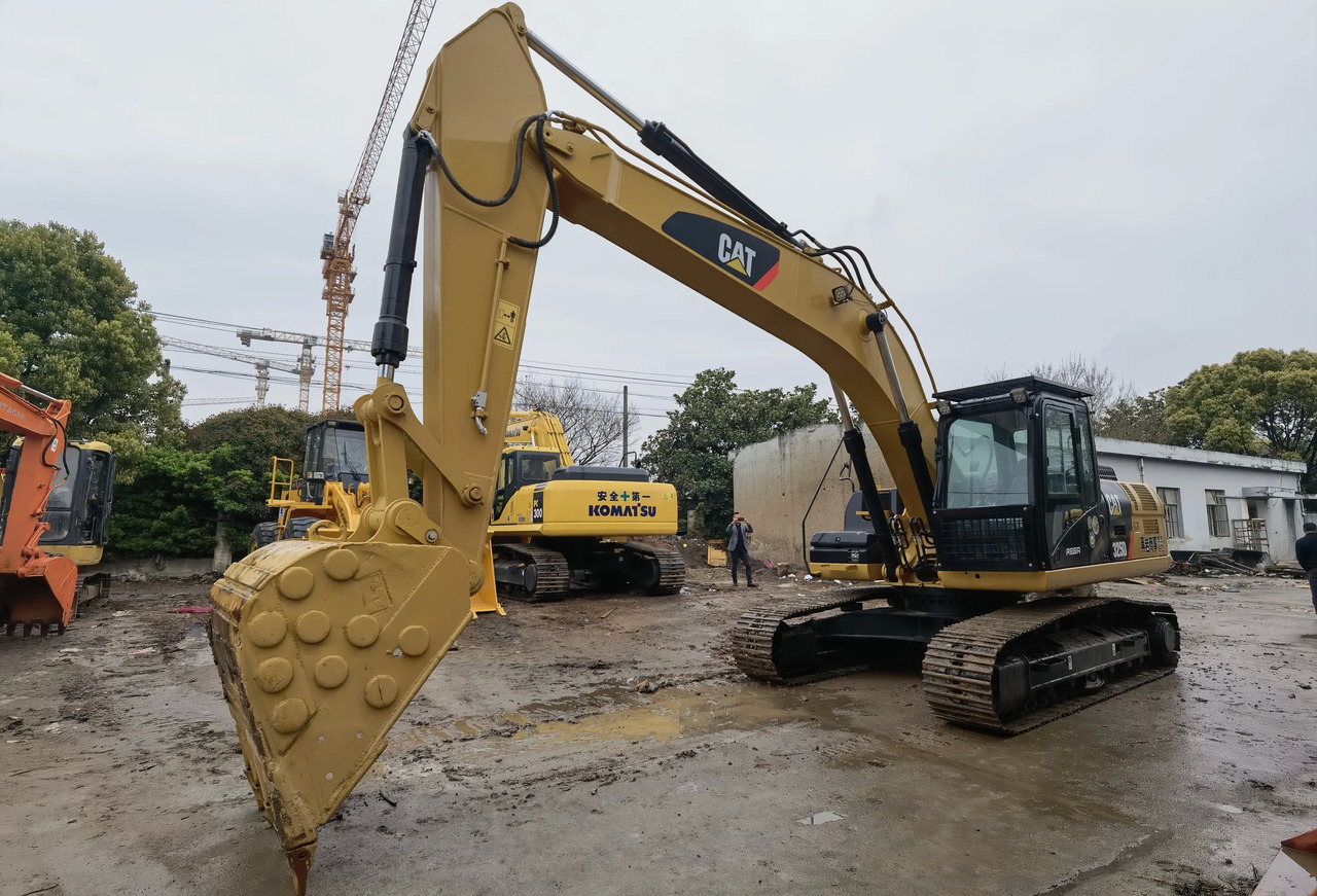 Escavadora de rastos caterpillar 325D used excavators second hand 325D excavators 330D 320D 320D2 330D for sale: foto 6
