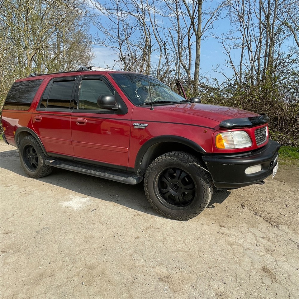 Automóvel Ford Expedition: foto 5