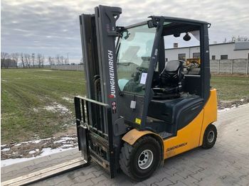 Empilhadeira de 4 rodas Jungheinrich TFG320s