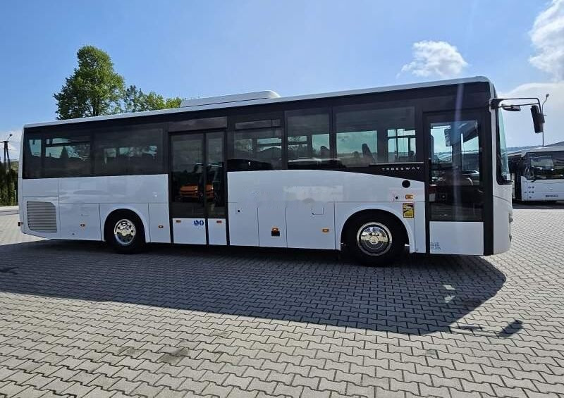 Ônibus suburbano IVECO CROSSWAY: foto 3