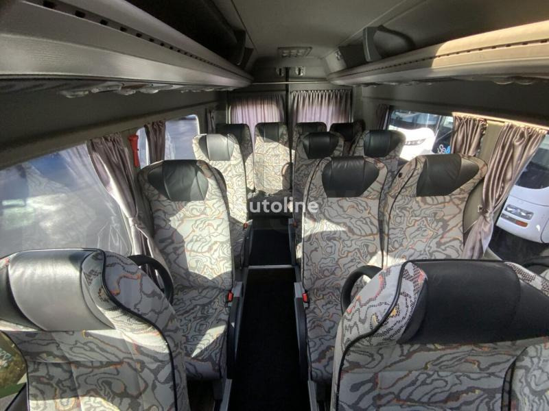 Micro-ônibus, Furgão de passageiros Mercedes Sprinter 519 CDI: foto 10