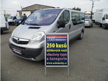 Opel Vivaro 2,0CDTI  9SITZE KLIMA  - Micro-ônibus