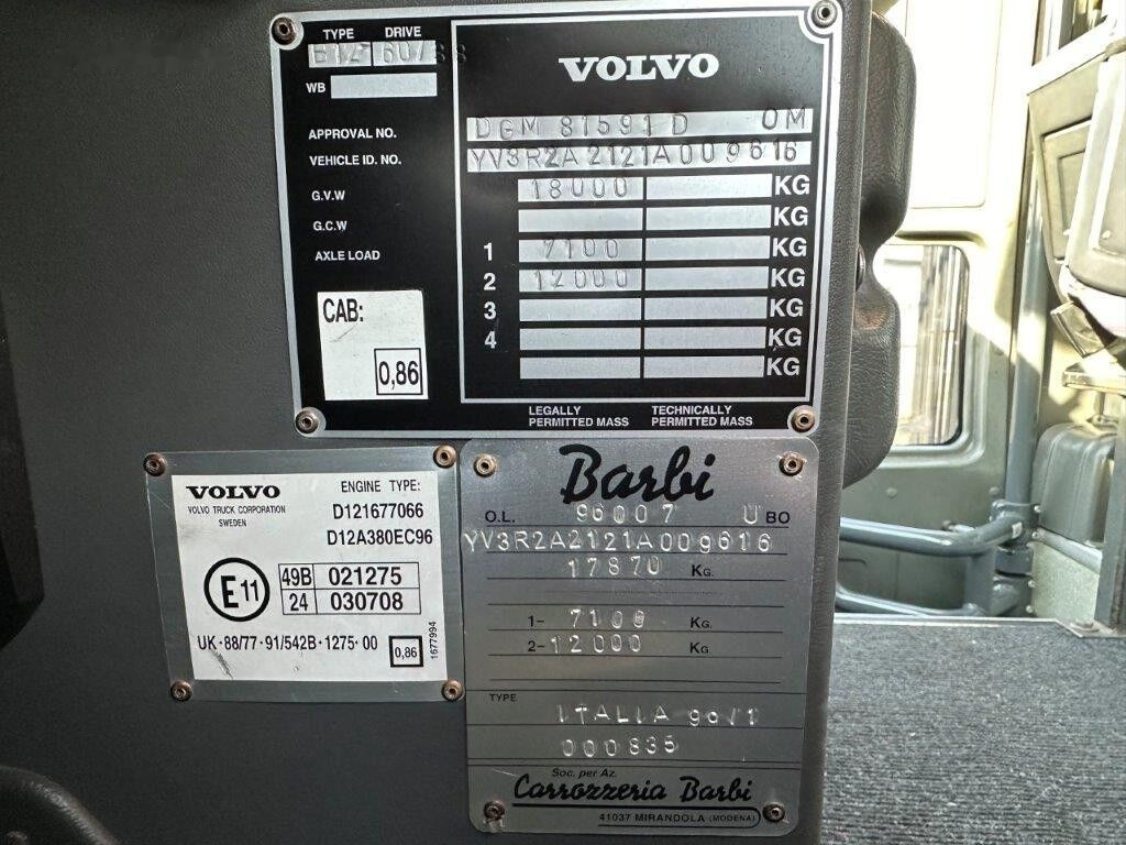 Autocarro Volvo B12B Retarder 57 seats TV Frigo: foto 21