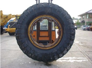 Michelin XKD1 24.00R49 ** with rim - Jantes e pneus