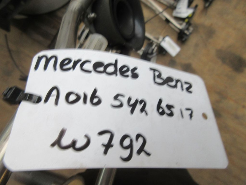Fornecimento de combustível de Caminhão Mercedes-Benz 1845 VLOTTER A 016 542 65 17 EURO 6: foto 2