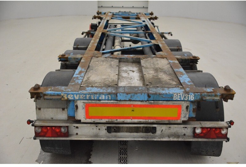 Semireboque transportador de contêineres/ Caixa móvel DESOT Skelet 20-30 ft: foto 6