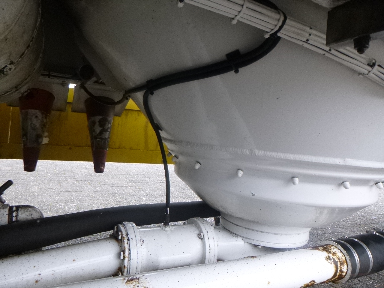 Semirreboque tanque para transporte de farinha Feldbinder Powder tank alu alu 49 m3 / 1 comp: foto 11