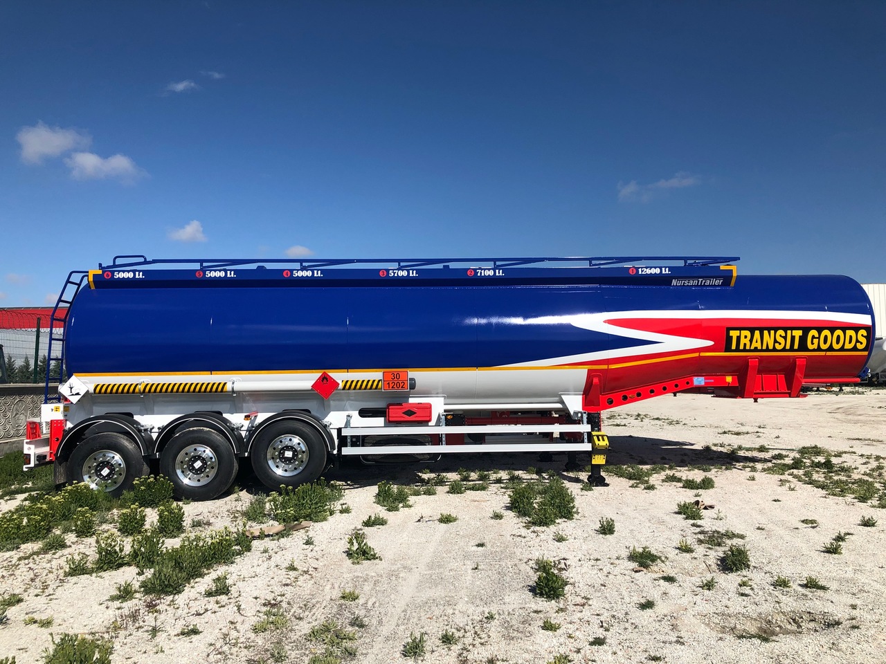 Semirreboque tanque para transporte de combustível nuevo NURSAN Steel Fuel Tanker: foto 14