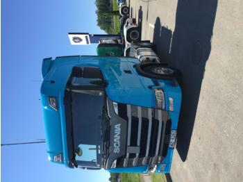 Tractor SCANIA R450: foto 1