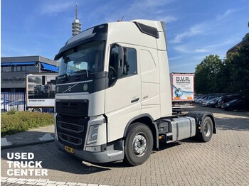 Tractor Volvo FH 460 Globetrotter 4x2T (12/2017)