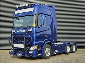 Tractor SCANIA S 580