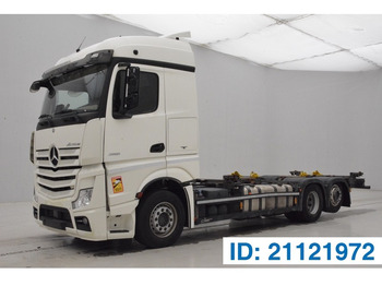 Caminhão transportador de contêineres/ Caixa móvel MERCEDES-BENZ Actros 2545
