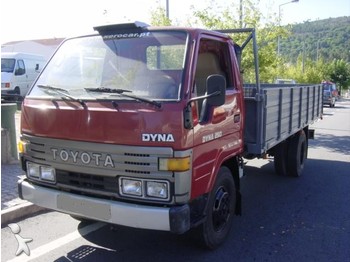 Toyota Dyna BU84 - Furgão basculante