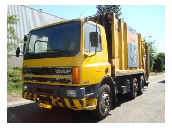 Caminhão de lixo para transporte de lixo DAF 75-250 6X2: foto 1