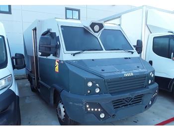 Transporte de valores Iveco Daily 70C17 armored truck to transport money: foto 1