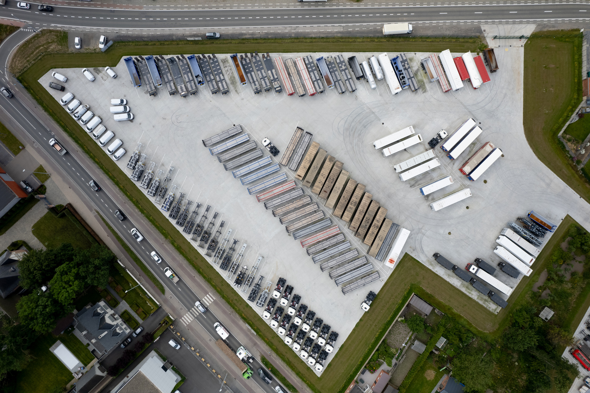 TheTruckCompany - Semireboques NICOLAS undefined: foto 1