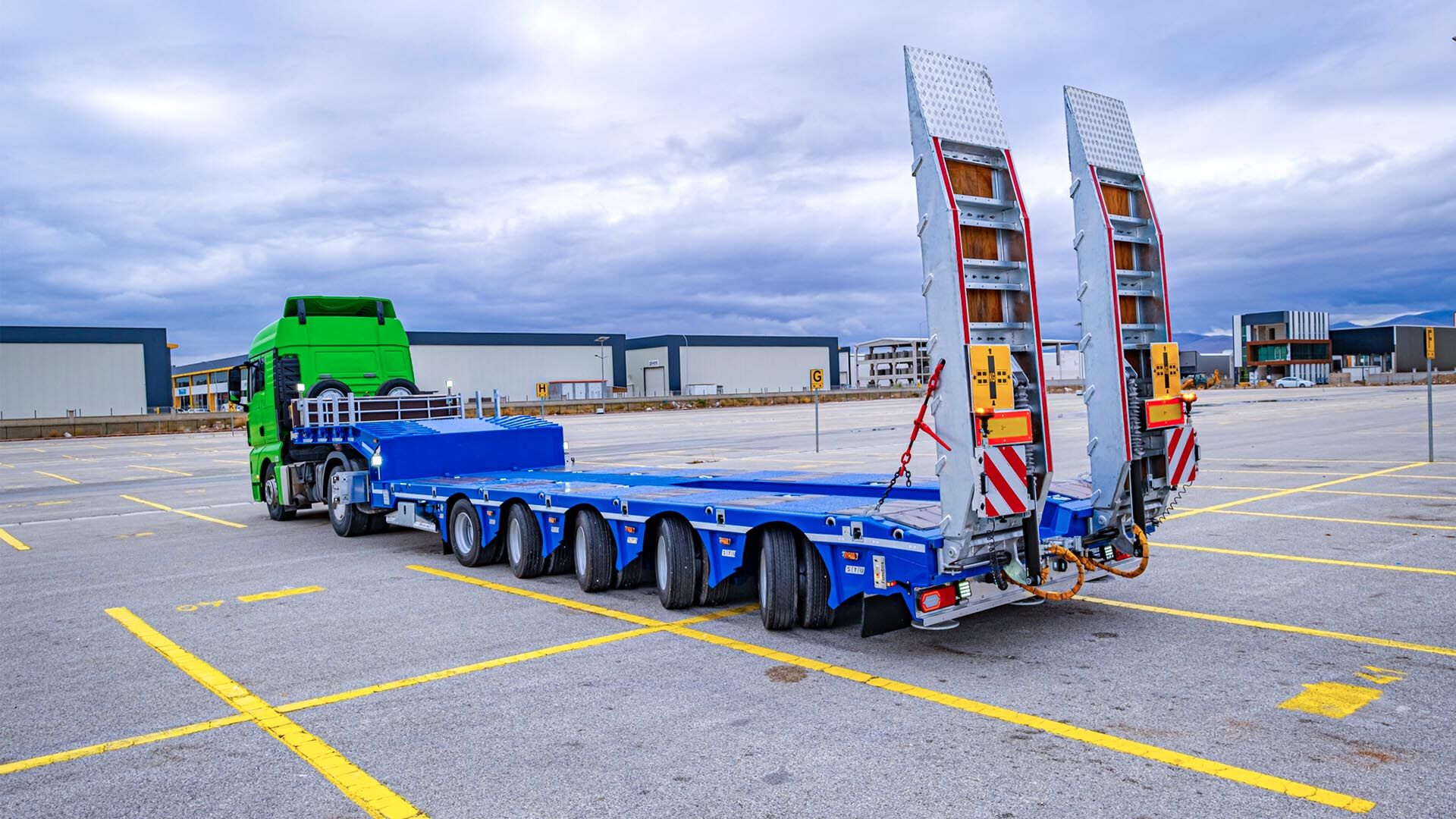 STU TRAILER DORSE ITHALAT IHRACAT LTD. STI. - veículos a venda undefined: foto 4