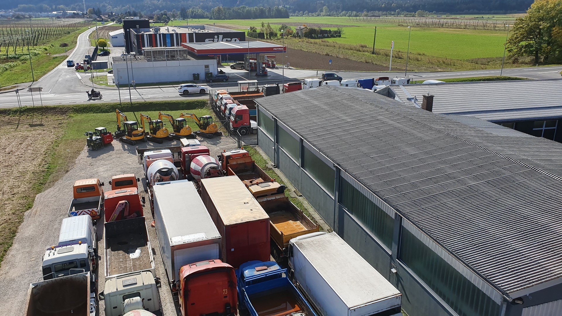 Fiš d.o.o. - Reboques - 2-eixo undefined: foto 6