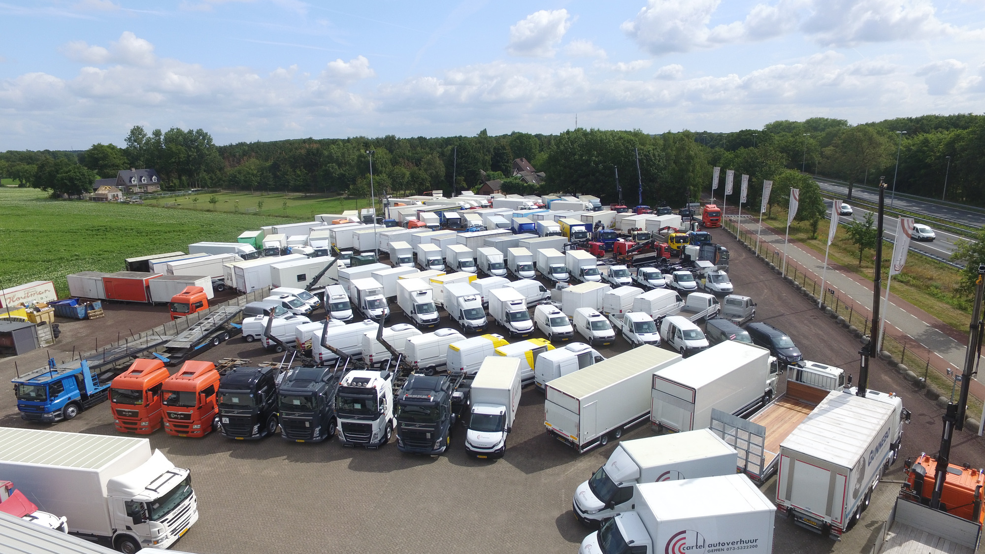 COPPENS TRUCKS BV - Semireboques undefined: foto 2