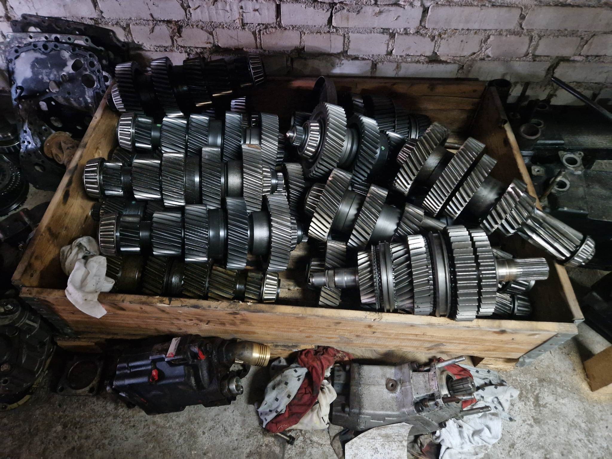 TT TRUCKS & PARTS NATALIA NAWASIELSKA undefined: foto 2