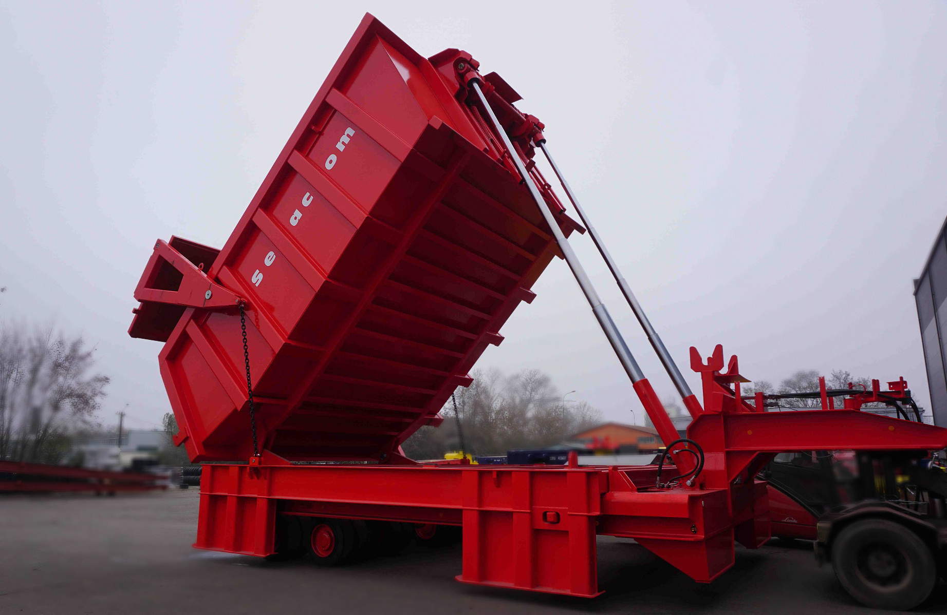 Seacom S.A. - veículos a venda undefined: foto 4